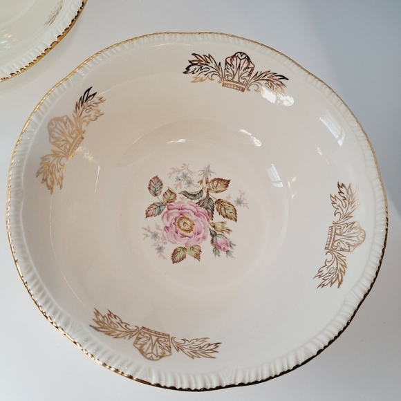 Vintage Homer Laughlin Made In USA Queen Ester Pink Rose‎ Gold Trim Serving Bowl - Picture 2 of 6